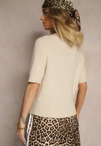 Renee - Beżowy Sweter o Fasonie T-shirtu z Wełną Dannirae. Okazja: na co dzień. Kolor: beżowy. Materiał: wełna. Długość rękawa: krótki rękaw. Długość: krótkie. Styl: elegancki, casual