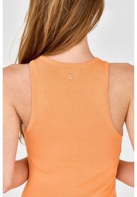 Guess - GUESS Pomarańczowa sukienka dzianinowa. Kolor: pomarańczowy. Materiał: wiskoza #3