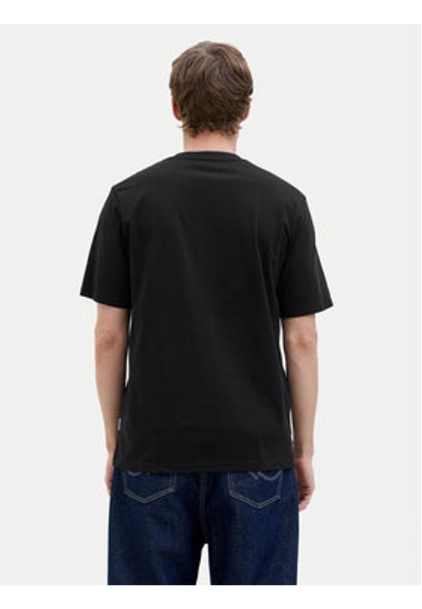Jack & Jones - Jack&Jones T-Shirt Canggu 12277220 Czarny Regular Fit. Kolor: czarny. Materiał: bawełna