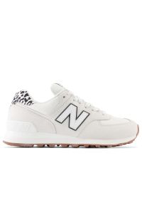 Buty New Balance WL574XW2 - białe. Okazja: na co dzień. Kolor: biały. Materiał: guma, zamsz, skóra, materiał, syntetyk. Szerokość cholewki: normalna. Model: New Balance 574 #1