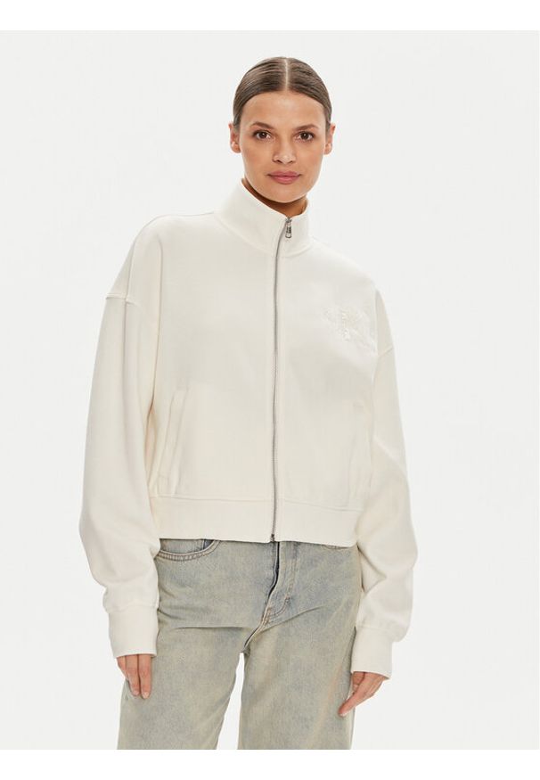 Calvin Klein Jeans Bluza Satin Applique J20J223922 Écru Relaxed Fit. Kolor: kremowy. Materiał: syntetyk, bawełna