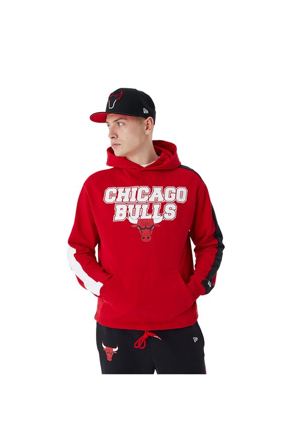 Bluza męska New Era NBA Large Graphic OS Hoody Chicago Bulls. Kolor: czerwony