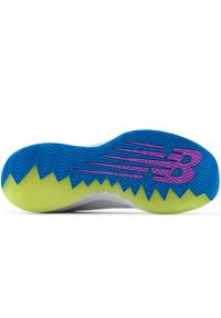 Buty męskie New Balance BBHSLW1 – białe. Kolor: biały. Materiał: syntetyk, materiał, guma. Szerokość cholewki: normalna. Sport: bieganie, fitness, koszykówka #5