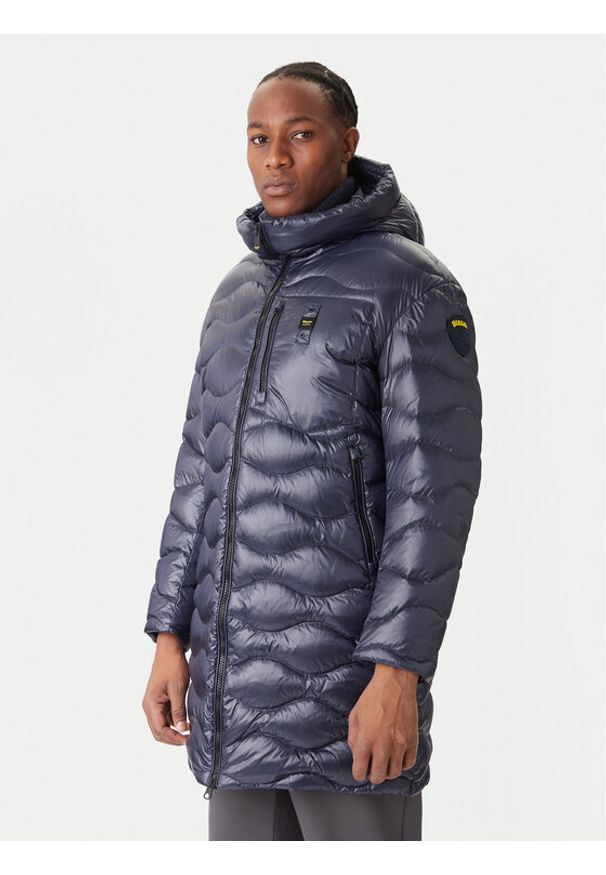 Blauer Płaszcz zimowy Impermeabile 25WBLUK03068 Granatowy Regular Fit. Kolor: niebieski. Materiał: syntetyk. Sezon: zima