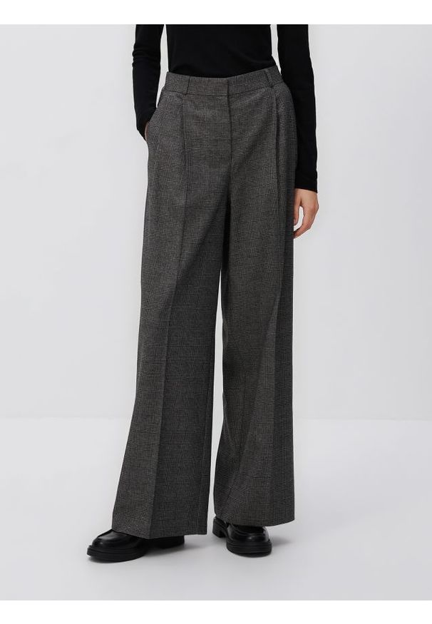 Reserved - Szerokie spodnie w kratę - wielobarwny. Materiał: tkanina