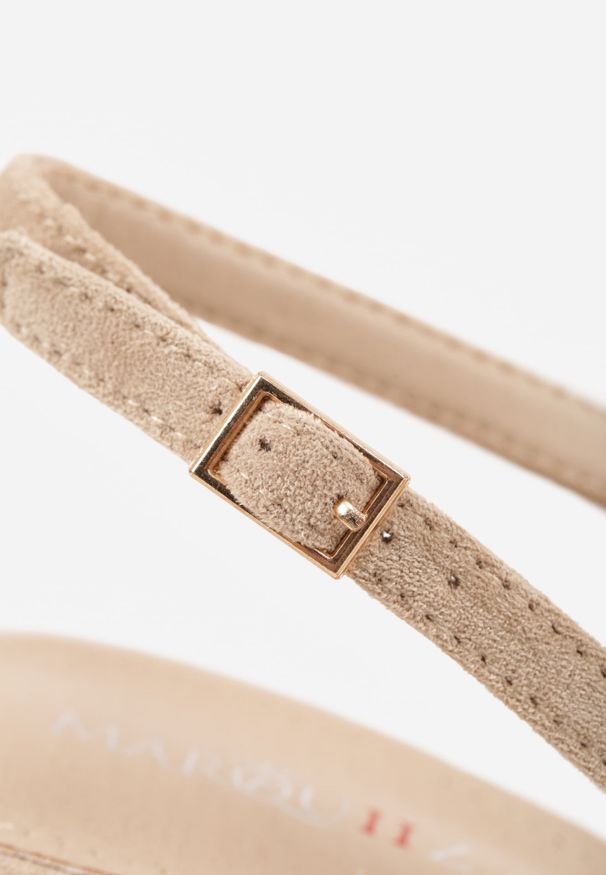 Renee - Beżowe Szpilki Slingback z Ażurową Cholewką Nessnore. Zapięcie: sprzączka. Kolor: beżowy. Materiał: satyna. Szerokość cholewki: normalna. Wzór: ażurowy. Obcas: na szpilce