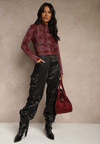 Renee - Bordowa Marszczona Bluzka Longsleeve z Półgolfem Ralinda. Typ kołnierza: kołnierzyk stójkowy. Kolor: czerwony. Materiał: jeans. Długość rękawa: długi rękaw. Długość: długie. Wzór: aplikacja. Styl: elegancki #4