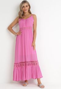 Born2be - Fuksjowa Rozkloszowana Sukienka z Koronką na Ramiączkach Sawita. Kolor: różowy. Materiał: koronka. Długość rękawa: na ramiączkach. Wzór: koronka. Styl: wakacyjny #1