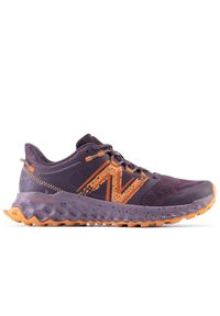 Buty New Balance Fresh Foam Garoé WTGAROP1 - fioletowe. Okazja: na co dzień. Zapięcie: sznurówki. Kolor: fioletowy. Materiał: materiał, syntetyk, guma. Szerokość cholewki: normalna. Sport: fitness, bieganie