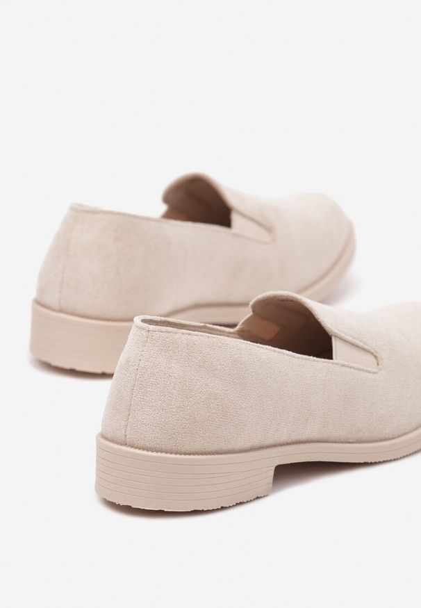Born2be - Beżowe Mokasyny Loafersy z Imitacji Zamszu Valtoria. Kolor: beżowy. Materiał: zamsz. Obcas: na obcasie. Styl: klasyczny. Wysokość obcasa: niski