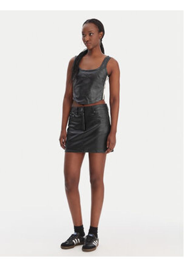 Adidas - adidas Top Pleather KE5041 Czarny Slim Fit. Kolor: czarny. Materiał: skóra