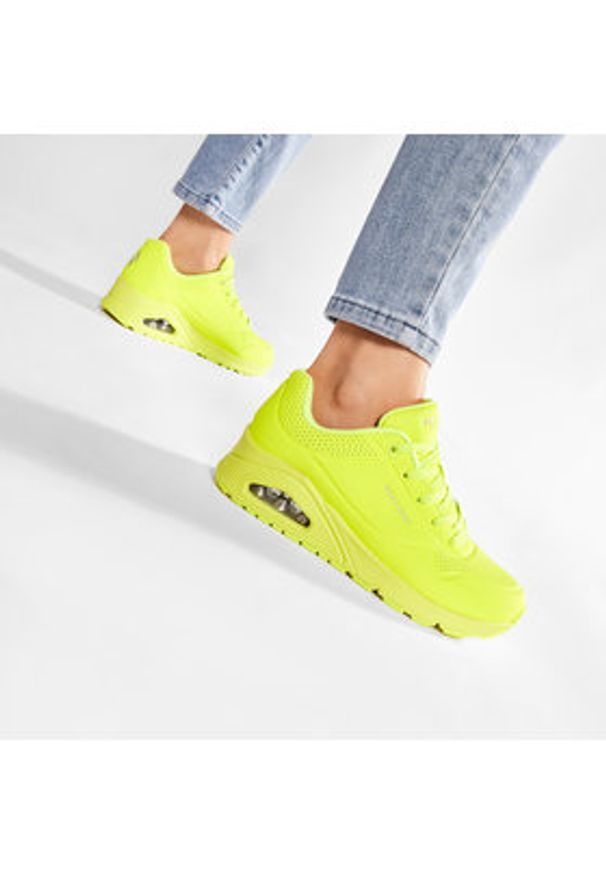 skechers - Skechers Sneakersy Night Shades 73667/NYEL Żółty. Kolor: żółty. Materiał: skóra