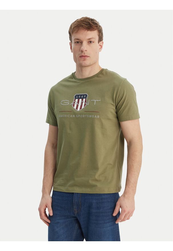 GANT - Gant T-Shirt Archive Shield 2003199 Zielony Regular Fit. Kolor: zielony. Materiał: bawełna