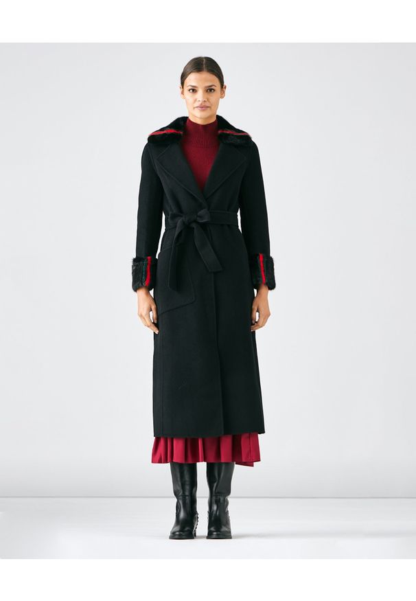 CASTELLANI - Czarny wełniany płaszcz z futerkiem. Kolor: czarny. Materiał: wełna, futro. Długość rękawa: długi rękaw. Długość: długie. Styl: klasyczny