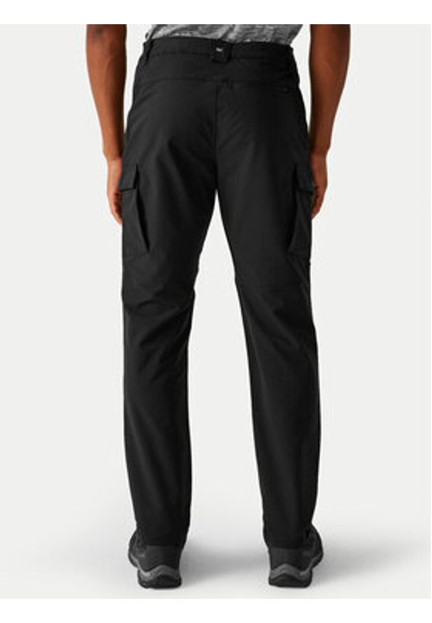 Regatta Spodnie outdoor Questra V RMJ314 Czarny Regular Fit. Kolor: czarny. Materiał: syntetyk. Sport: outdoor
