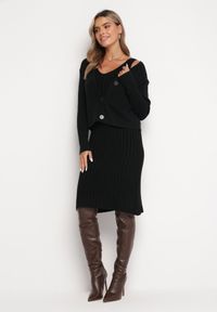 Born2be - Czarny Komplet z Prążkowanej Dzianiny z Kardiganem i Sukienką Elarisa. Kolor: czarny. Materiał: prążkowany, dzianina #5