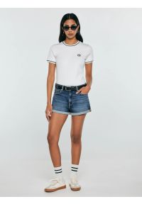 Big-Star - Koszulka damska z kontrastowym wykoŅczeniem biała Lemoure 102. Kolor: kremowy. Materiał: dzianina. Wzór: haft #4