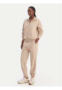 Guess Bluza V5BQ15 KCX22 Beżowy Regular Fit. Kolor: beżowy. Materiał: syntetyk #3