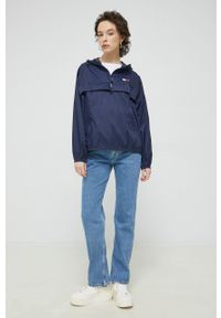 Tommy Jeans kurtka damska kolor granatowy przejściowa oversize. Typ kołnierza: kaptur. Kolor: niebieski. Materiał: poliamid. Długość: krótkie #5
