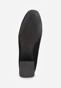 Renee - Czarne Czółenka z Wkładką z Naturalnej Skóry i Metaliczną Wstawką Sariann. Kolor: czarny. Materiał: skóra. Obcas: na obcasie. Styl: elegancki. Wysokość obcasa: średni #7