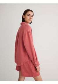 Reserved - Koszula z bawełnianego muślinu - jasnofioletowy. Kolor: fioletowy. Materiał: bawełna