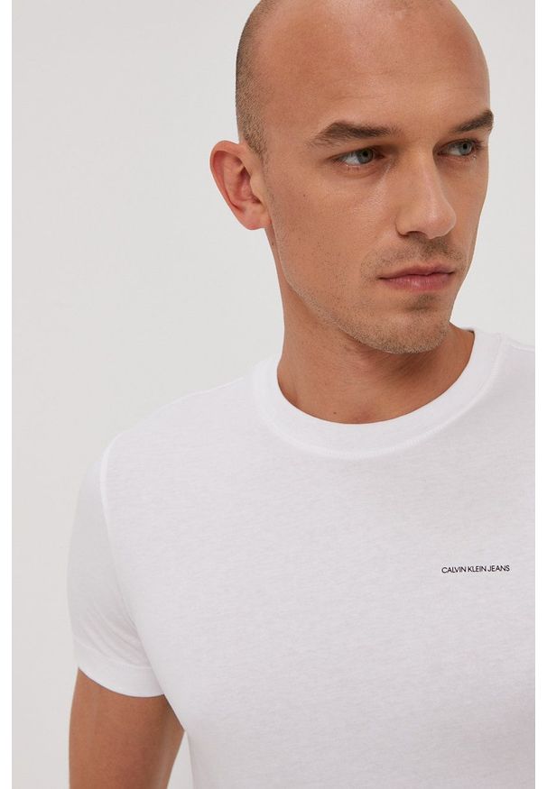 Calvin Klein Jeans - T-shirt (2-pack). Okazja: na co dzień. Kolor: biały. Wzór: nadruk. Styl: casual