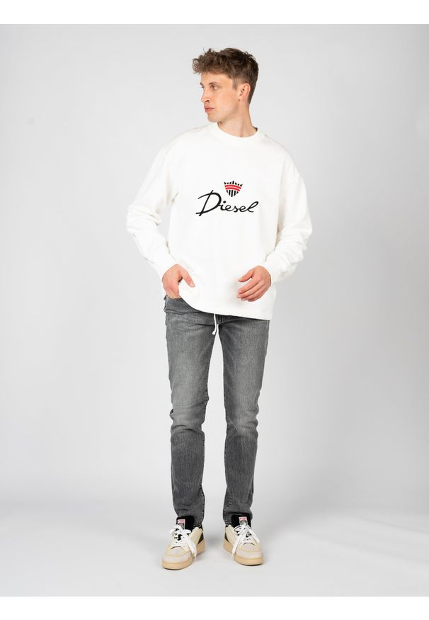 Diesel Jeansy "D-Strukt" | A12027-R09KA | Mężczyzna | Szary. Okazja: na co dzień. Kolor: szary. Styl: elegancki, casual