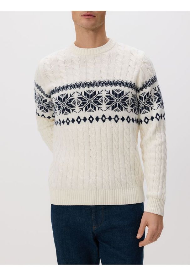 Reserved - Sweter z warkoczowym splotem - złamana biel. Materiał: dzianina, bawełna. Wzór: ze splotem