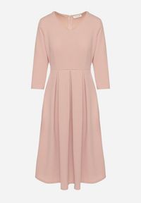 Born2be - Jasnoróżowa Rozkloszowana Sukienka z Rękawem 3/4 Nomiel. Typ kołnierza: dekolt w kształcie V. Kolor: różowy. Typ sukienki: rozkloszowane. Styl: klasyczny, elegancki #7