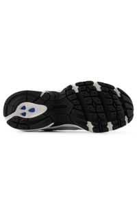 Buty dziecięce New Balance G5308S1 – białe. Okazja: na co dzień, na uczelnię. Kolor: biały. Materiał: syntetyk, materiał, guma. Szerokość cholewki: normalna #5