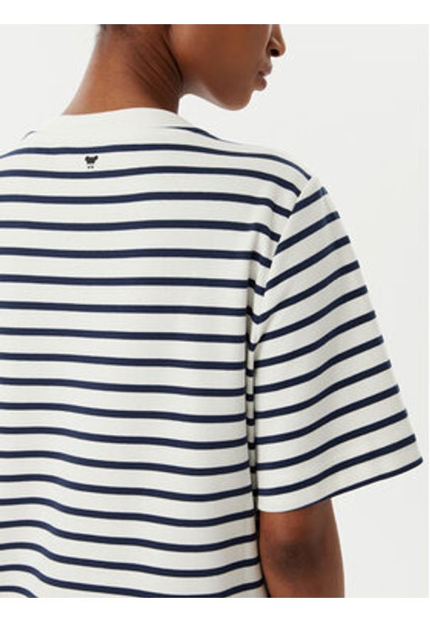 Weekend Max Mara Sukienka codzienna 2515621012650 Granatowy Regular Fit. Okazja: na co dzień. Kolor: niebieski. Materiał: bawełna. Typ sukienki: proste. Styl: casual