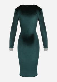 Born2be - Ciemnozielona Welurowa Sukienka Midi z Metaliczną Nitką Liera. Kolor: zielony. Materiał: welur. Długość rękawa: długi rękaw. Typ sukienki: dopasowane. Długość: midi #6