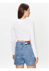 Tommy Jeans Bluzka Essential Logo DW0DW15443 Biały Cropped Fit. Kolor: biały. Materiał: bawełna
