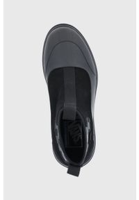 Vans - Botki Colfax Boot. Nosek buta: okrągły. Kolor: czarny. Materiał: guma. Obcas: na platformie #5