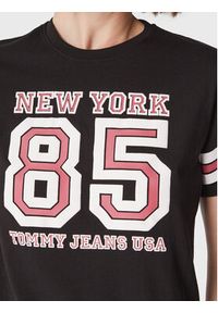 Tommy Jeans T-Shirt Collegiate DW0DW14906 Czarny Relaxed Fit. Kolor: czarny. Materiał: bawełna