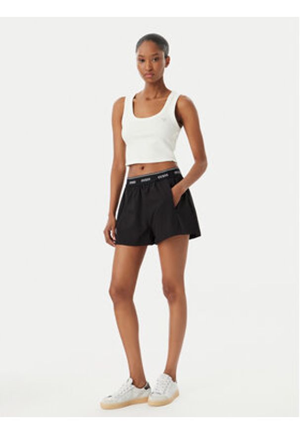 Guess Szorty sportowe V6GD18 W2344 Czarny Regular Fit. Kolor: czarny. Materiał: syntetyk
