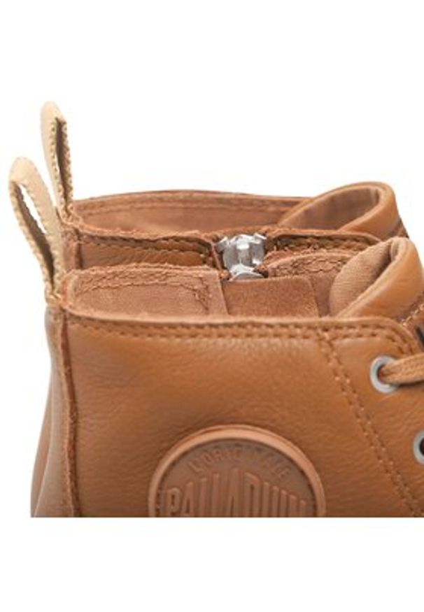 Palladium Trapery Pallabase Leather 96905-252-M Brązowy. Kolor: brązowy. Materiał: skóra