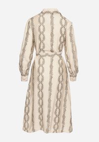 Born2be - Beżowa Koszulowa Sukienka z Wiskozy z Wiązanym Paskiem Zdobiona Haftem Rallisia. Okazja: na co dzień. Kolor: beżowy. Materiał: wiskoza. Wzór: aplikacja, haft. Typ sukienki: koszulowe. Styl: klasyczny, casual, elegancki #5