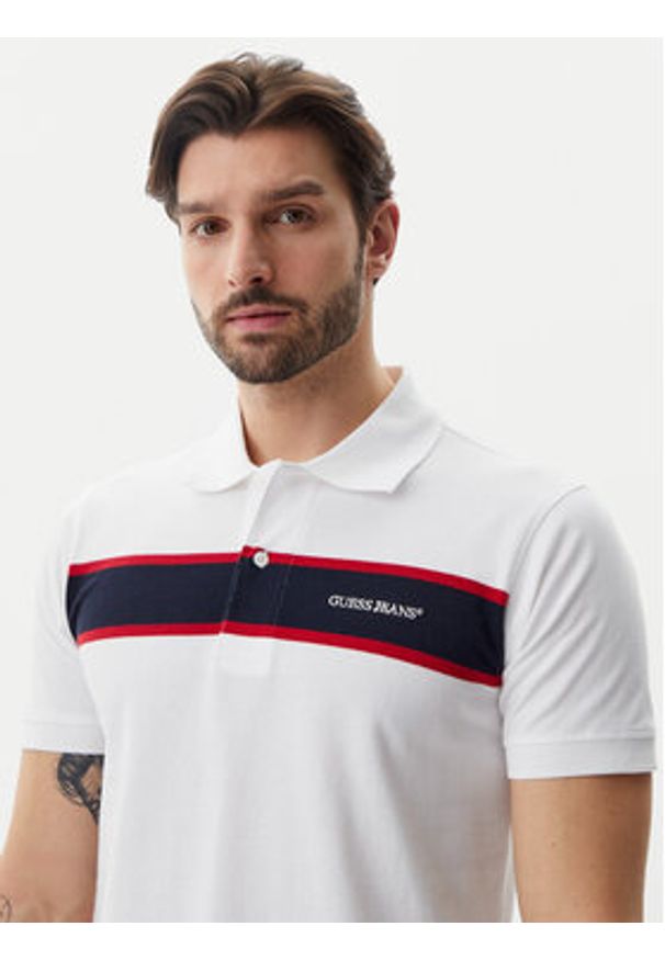 Guess Jeans Polo M5GP29 KCJV1 Biały Regular Fit. Typ kołnierza: polo. Kolor: biały. Materiał: bawełna