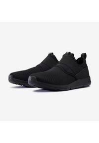 Decathlon - Buty do chodzenia męskie Newfeel PW 160 Slip-On. Zapięcie: bez zapięcia. Kolor: czarny, biały, brązowy, wielokolorowy. Materiał: materiał, kauczuk, tkanina. Sport: turystyka piesza