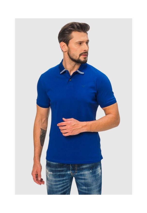 Emporio Armani - EMPORIO ARMANI Niebieska męska koszulka polo z małym logo, Rozmiar M. Typ kołnierza: polo. Kolor: niebieski. Materiał: prążkowany. Długość rękawa: krótki rękaw. Wzór: aplikacja, paski