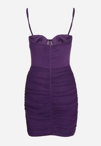 Born2be - Fioletowa Sukienka na Ramiączkach z Gorsetowym Dekoltem Dopasowana Morrigan. Typ kołnierza: dekolt gorset. Kolor: fioletowy. Długość rękawa: na ramiączkach. Typ sukienki: gorsetowe. Styl: elegancki #3