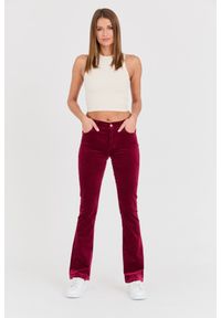 7 FOR ALL MANKIND Bordowe damskie spodnie Bootcut Velvet, Rozmiar 28. Kolor: czerwony
