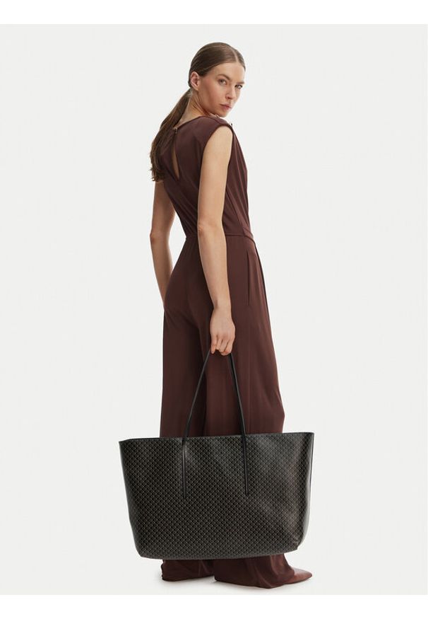 Calvin Klein Torebka Emblem Aop Large Tote W/ Pouch LV04F3364G Czarny. Kolor: czarny. Materiał: skórzane