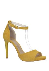 Casu - żółte sandały szpilki z zakrytą piętą i paskiem wokół kostki casu 1590/1. Nosek buta: otwarty. Zapięcie: pasek. Kolor: żółty. Obcas: na szpilce. Styl: elegancki. Wysokość obcasa: wysoki