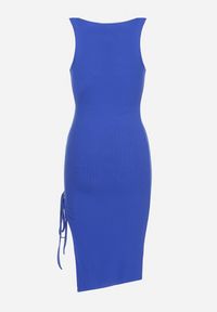 Born2be - Granatowa Bawełniana Sukienka na Ramiączka z Prążkowanego Materiału z Troczkami Moavie. Kolor: niebieski. Materiał: materiał, bawełna, prążkowany. Długość rękawa: na ramiączkach. Wzór: aplikacja. Styl: elegancki, wizytowy #3