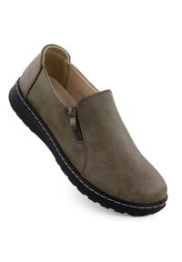 POTOCKI - Półbuty damskie na suwak khaki Potocki 25-90352. Okazja: na co dzień. Kolor: brązowy. Materiał: skóra ekologiczna. Styl: casual, sportowy