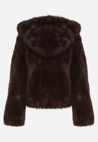 Born2be - Brązowa Kurtka Futrzana z Nieodpinanym Kapturem Vetirire. Okazja: na co dzień. Kolor: brązowy. Materiał: futro. Styl: elegancki, casual #6