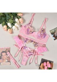 Intica - Komplet bielizny czteroczęściowy z eleganckim biustonoszem i majtkami Catharina. Kolor: różowy. Materiał: materiał. Wzór: aplikacja #3