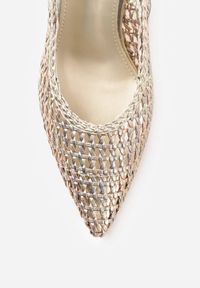 Renee - Złote Plecione Czółenka Slingback na Szpilce z Ażurową Cholewką Hibiscae. Okazja: na co dzień. Kolor: złoty. Materiał: jeans. Szerokość cholewki: normalna. Wzór: ażurowy. Sezon: wiosna. Obcas: na szpilce. Styl: wizytowy, casual, elegancki #9